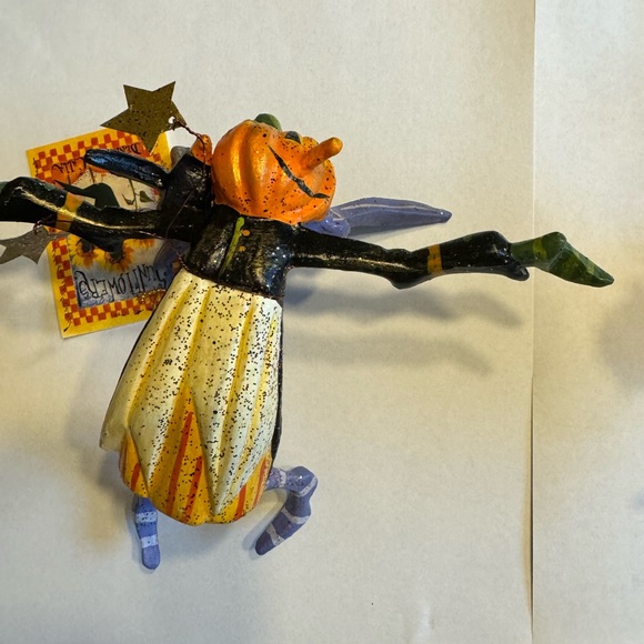 HOUSE OF HATTEN DENISE CALLA SUNFLOWERS HALLOWEEN.  Three Flying Pumpkins. Rare! - Picture 11 of 16